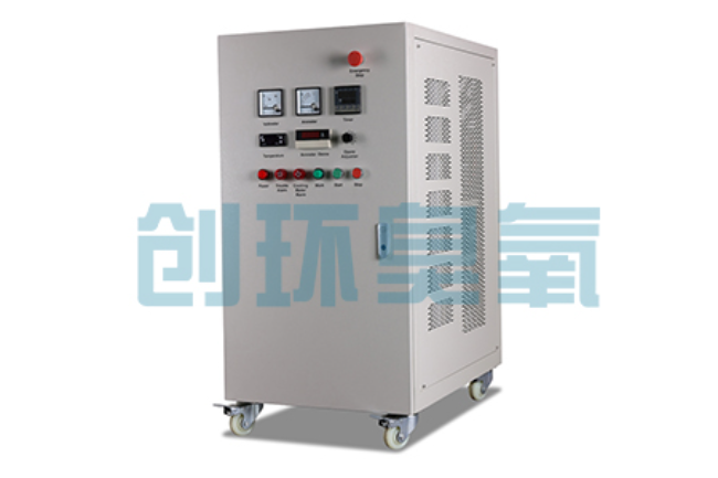 南岸冬季养殖场密闭消毒双赢方案：臭氧发生器在工厂化水产与畜牧场景的安全应用